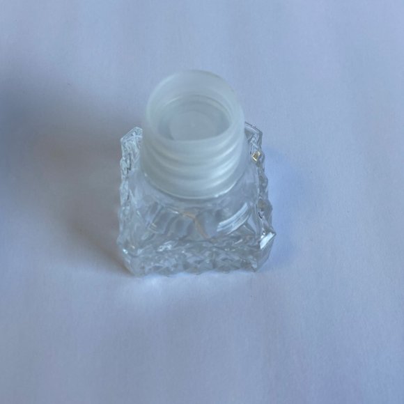 Vintage Martin's V.V.O. Scotch Decanter - Picture 11 of 16